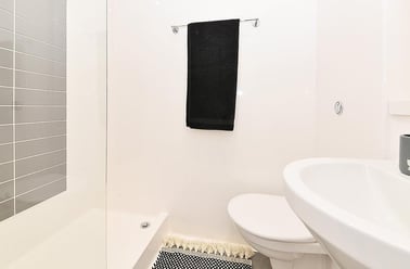 Raleigh Street, City Centre, Plymouth - Image 2